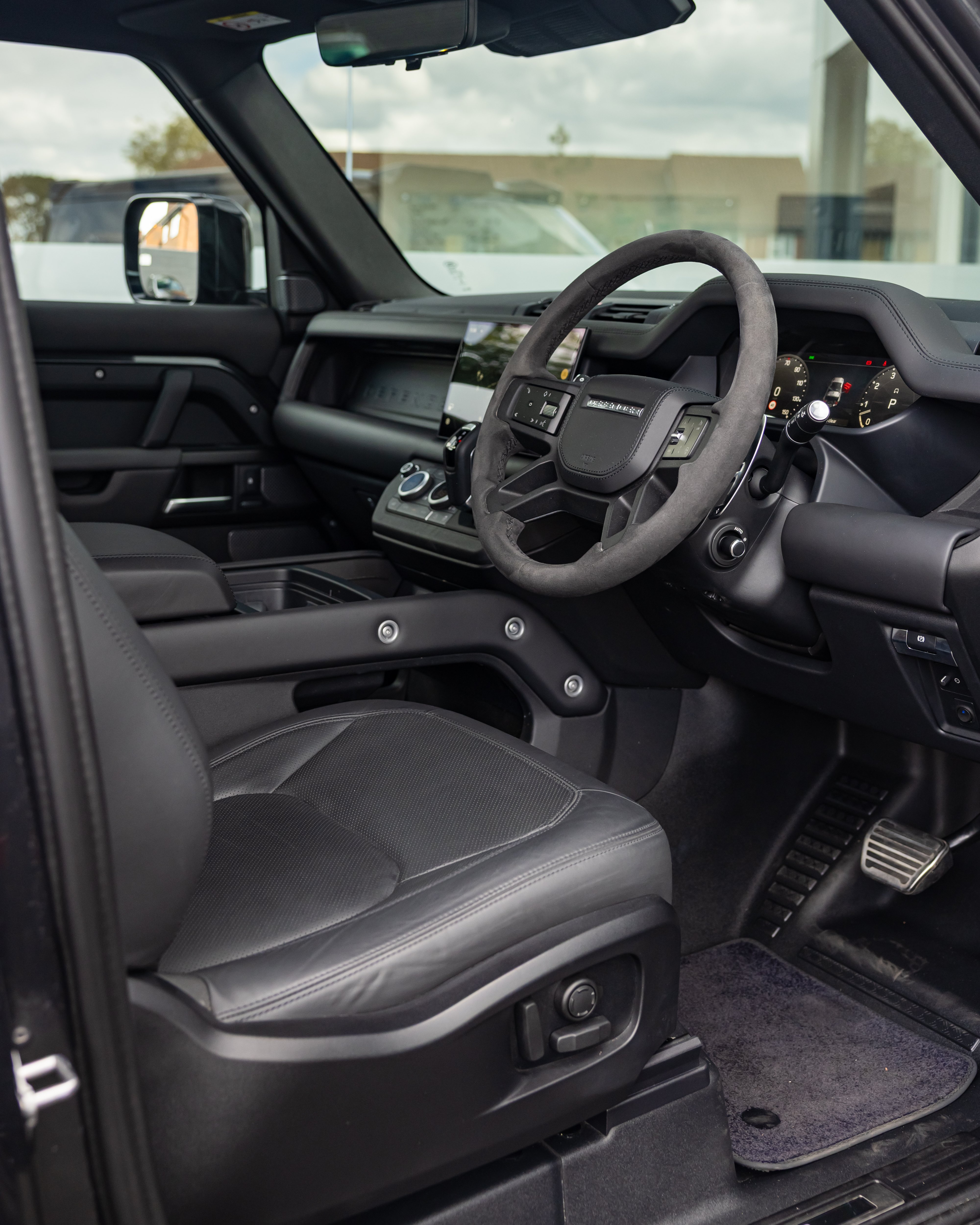 Land Rover Financial Group Land Rover Finance UK | Tailored Prestige Car Finance