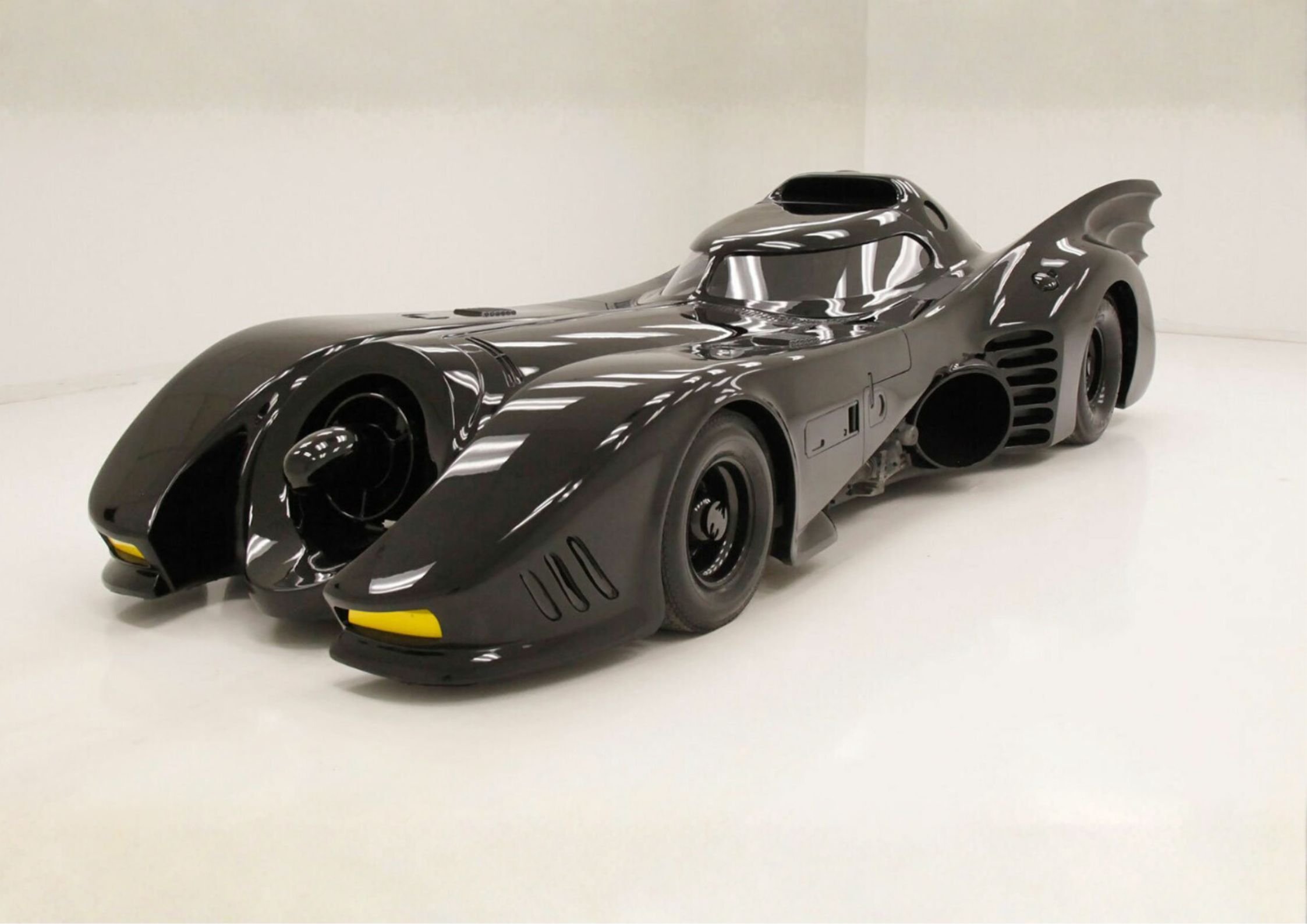 1989-Style Turbine-Powered Batmobile