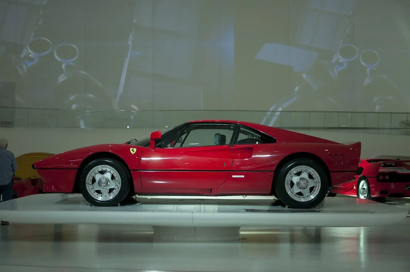 ferrari-288-gto-finance-side-profile