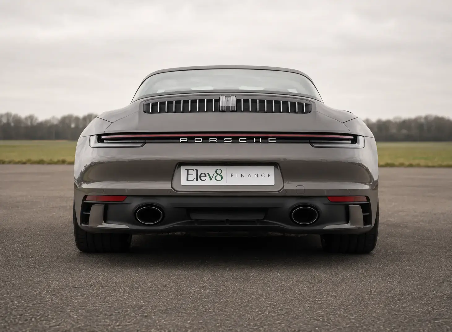 Porsche 911 Targa 4 rear